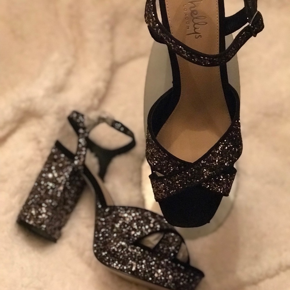 Women shoes Shelly London Platform black shimmers size 9